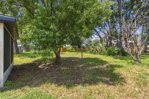 Exterior - 9007 Spring Hill Dr, Spring Hill, FL 34608 photo 6 of 11