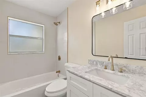 Bath - 9007 Spring Hill Dr, Spring Hill, FL 34608 photo 7 of 7