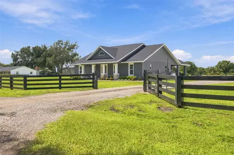 Exterior - 15607 Colding Loop, Wimauma, FL 33598 photo 3 of 15