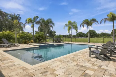 Exterior - 15607 Colding Loop, Wimauma, FL 33598 photo 11 of 15