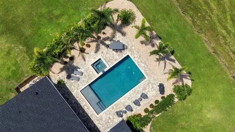 Exterior - 15607 Colding Loop, Wimauma, FL 33598 photo 4 of 15