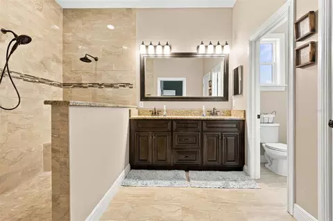 Bath - 15607 Colding Loop, Wimauma, FL 33598 photo 1 of 3