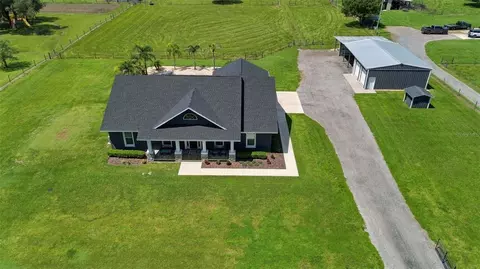 View/Area - 15607 Colding Loop, Wimauma, FL 33598 photo 1 of 5