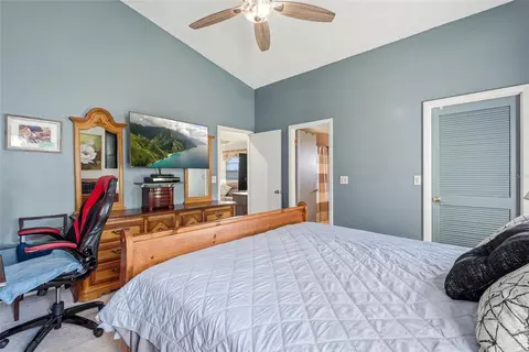 Bedroom - 8185 Rhanbuoy Rd, Spring Hill, FL 34606 photo 2 of 6