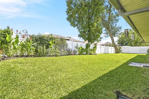 Exterior - 8185 Rhanbuoy Rd, Spring Hill, FL 34606 photo 8 of 12