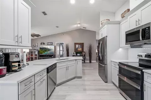 Kitchen - 8185 Rhanbuoy Rd, Spring Hill, FL 34606 photo 6 of 8