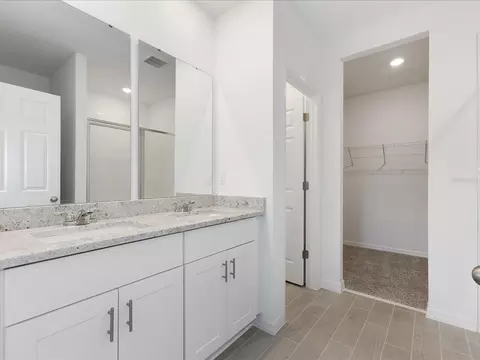 Bath - 10846 Budding Blossom Ct, Parrish, FL 34219 photo 1 of 3