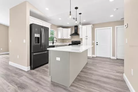 Kitchen - 2162 Preston Ave, Sebring, FL 33875 photo 2 of 5