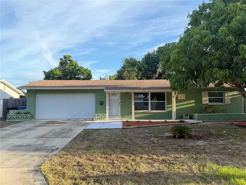 2049 64th Ave S, Saint Petersburg, FL 33712