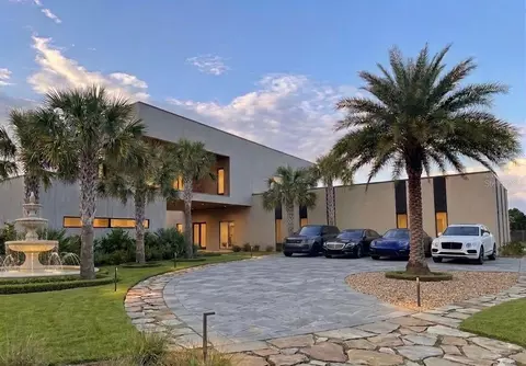 10932 Flint Estates Dr, Thonotosassa, FL 33592