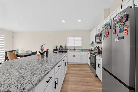 Kitchen - 11728 Firespike St, Riverview, FL 33578 photo 4 of 7