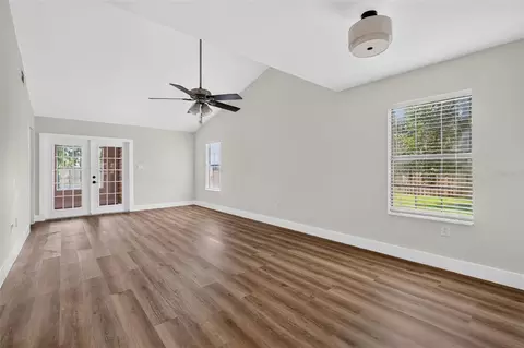 Living - 4 Cove Ln, Eustis, FL 32726 photo 1 of 6