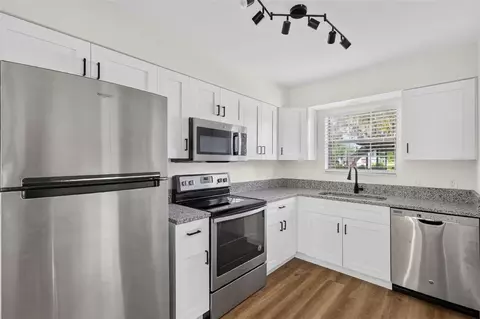 Kitchen - 4 Cove Ln, Eustis, FL 32726 photo 2 of 3