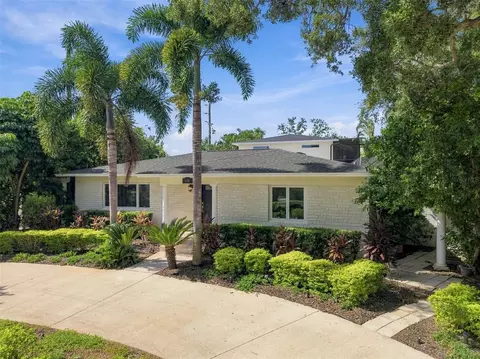 100 Monterey Blvd NE, Saint Petersburg, FL 33704