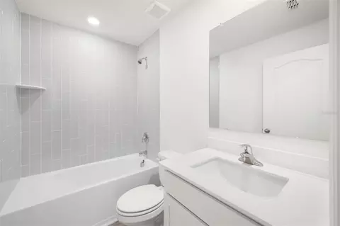 Bath - 13363 Tula Loop, Astatula, FL 34705 photo 2 of 2