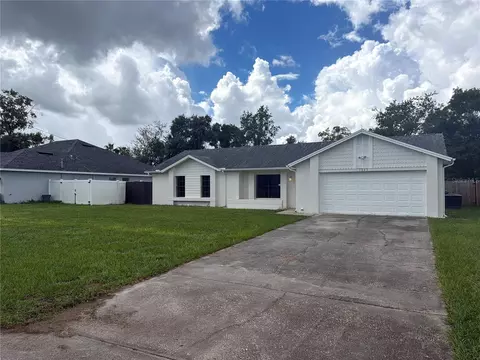 Exterior - 3043 Cloudcroft Ave, Spring Hill, FL 34609 photo 3 of 5