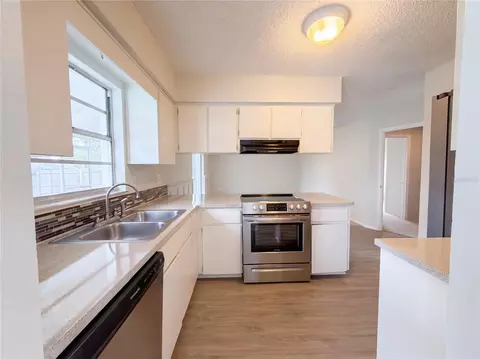 Kitchen - 3043 Cloudcroft Ave, Spring Hill, FL 34609 photo 2 of 2