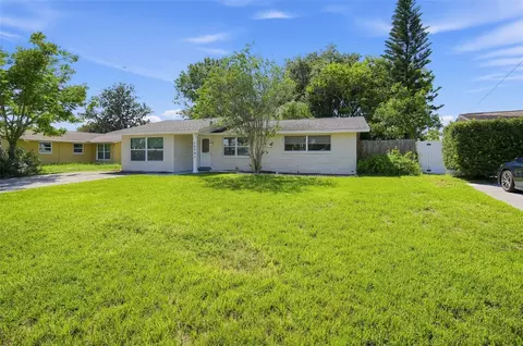 10701 Oleander Dr, Port Richey, FL 34668