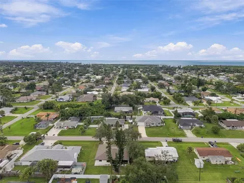 View/Area - 3671 Pine Rd, Venice, FL 34293 photo 11 of 14