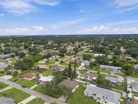View/Area - 3671 Pine Rd, Venice, FL 34293 photo 6 of 14