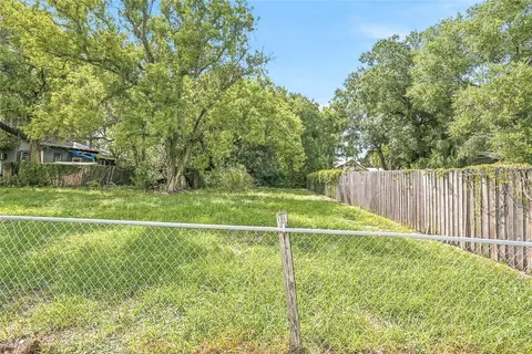 2904 N Elmore Ave, Tampa, FL 33602