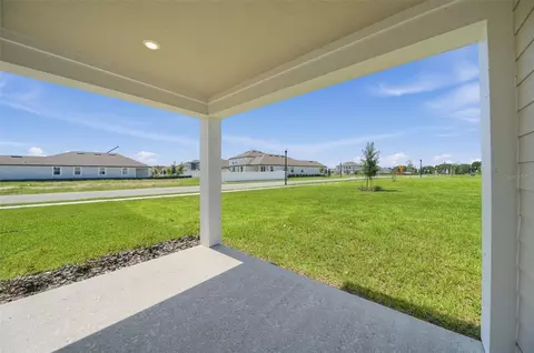 Exterior - 30161 Emerald Forest Dr, Mount Dora, FL 32757 photo 4 of 5