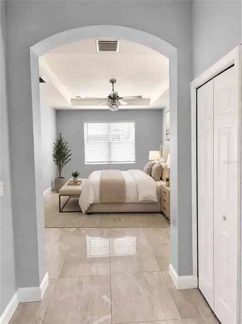Entry Way - 12813 Hampton Hill Dr, Riverview, FL 33578 photo 2 of 3