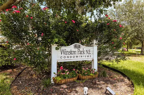 4895 Bay St NE #108, Saint Petersburg, FL 33703