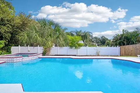 Exterior - 235 Overbrook Dr E, Largo, FL 33770 photo 6 of 9