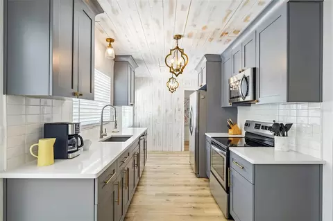 Kitchen - 235 Overbrook Dr E, Largo, FL 33770 photo 3 of 5