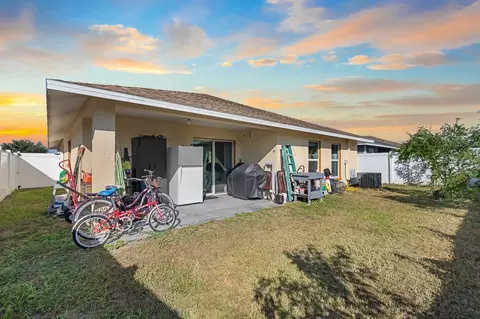 Exterior - 1132 Shared Passion St, Ruskin, FL 33570 photo 1 of 3