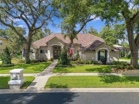 5105 Sylvan Oaks Dr, Valrico, FL 33596