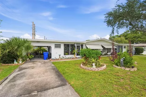 Exterior - 1154 Angle Rd, Dunedin, FL 34698 photo 13 of 15