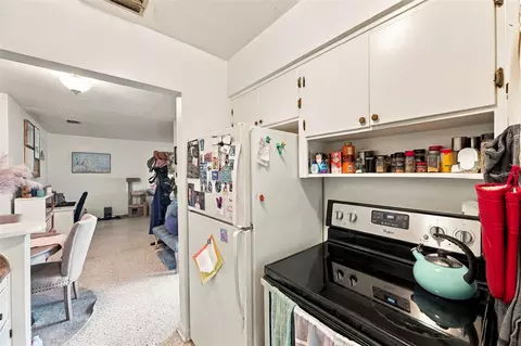 Kitchen - 1154 Angle Rd, Dunedin, FL 34698 photo 2 of 7