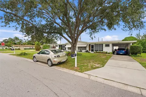 Exterior - 1154 Angle Rd, Dunedin, FL 34698 photo 11 of 15