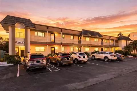 4601 Chancellor St NE #143, Saint Petersburg, FL 33703