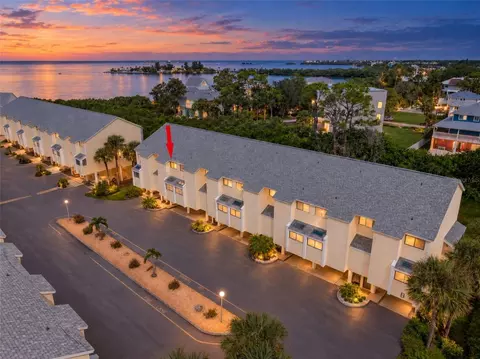 1500 Sunset Rd #B7, Tarpon Springs, FL 34689