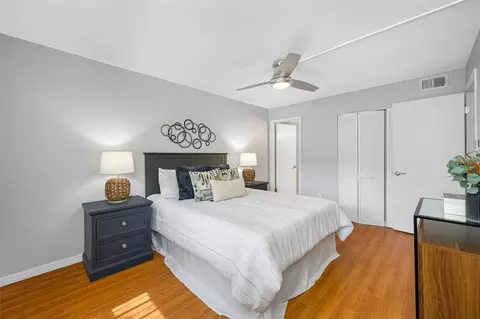 Bedroom - 1100 E Bay Dr #82, Largo, FL 33770 photo 3 of 5