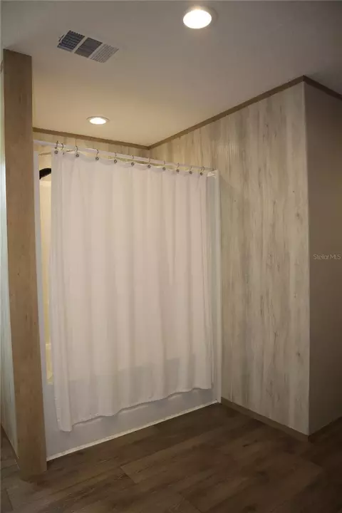 Bath - 6443 Finance Ave, Weeki Wachee, FL 34607 photo 3 of 5