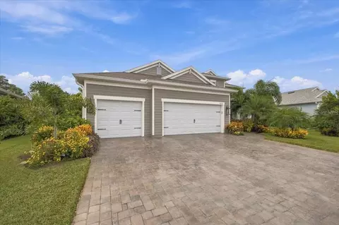 Exterior - 14245 Skipping Stone Loop, Parrish, FL 34219 photo 3 of 19