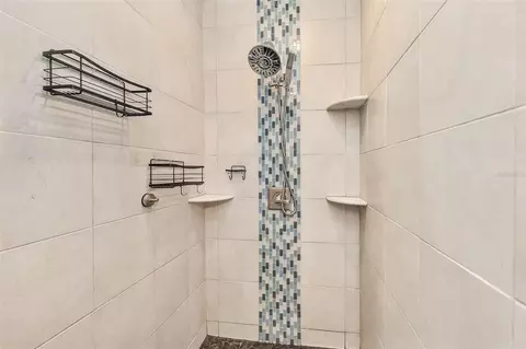 Bath - 809 Jacaranda Dr, Largo, FL 33770 photo 2 of 5