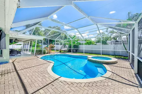Exterior - 809 Jacaranda Dr, Largo, FL 33770 photo 12 of 15
