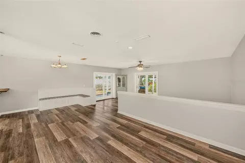 Living - 809 Jacaranda Dr, Largo, FL 33770 photo 1 of 7
