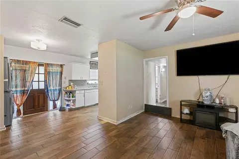 Other - 5217 Peach Ave, Seffner, FL 33584 photo 2 of 5