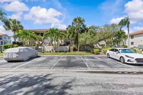1801 Mariner Dr #13, Tarpon Springs, FL 34689