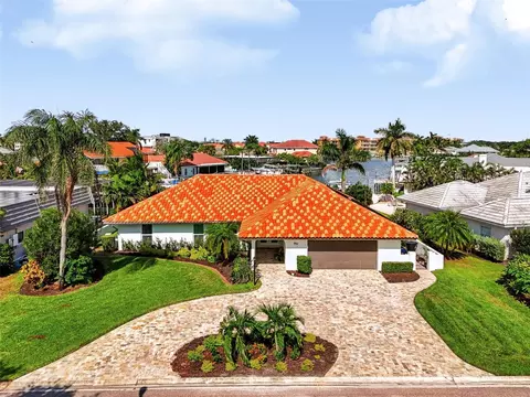 5962 Leeland St S, Saint Petersburg, FL 33715