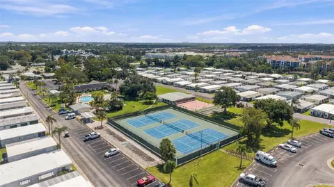 View/Area - 764 Royal Palm Cir #764, Largo, FL 33778 photo 3 of 5