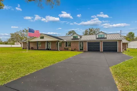 16218 Fringe Tree Dr, Spring Hill, FL 34610