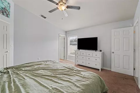 Bedroom - 2225 Bluebird Ave, Bartow, FL 33830 photo 10 of 10