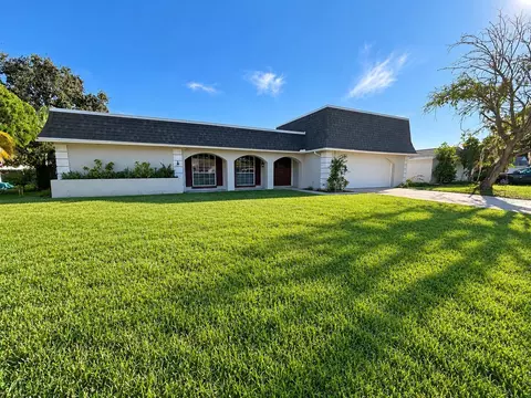 4018 Cashmere Dr, New Port Richey, FL 34652